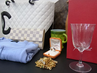 リサイクルショップ楽市は豊富なジャンル商品を取り扱っております。